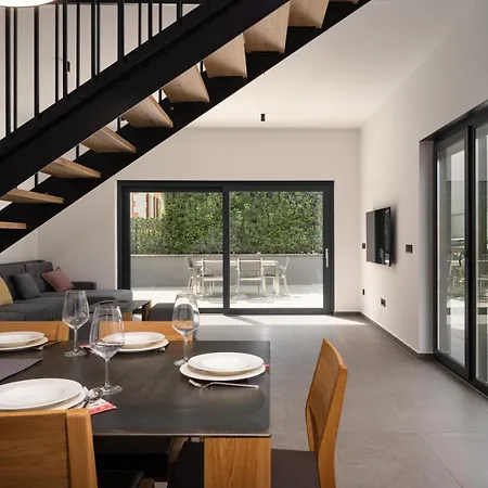 House M3 Premium *